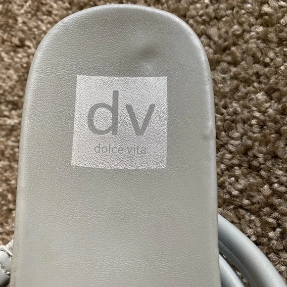Dolce Vita Sandals - Picture 3 of 4